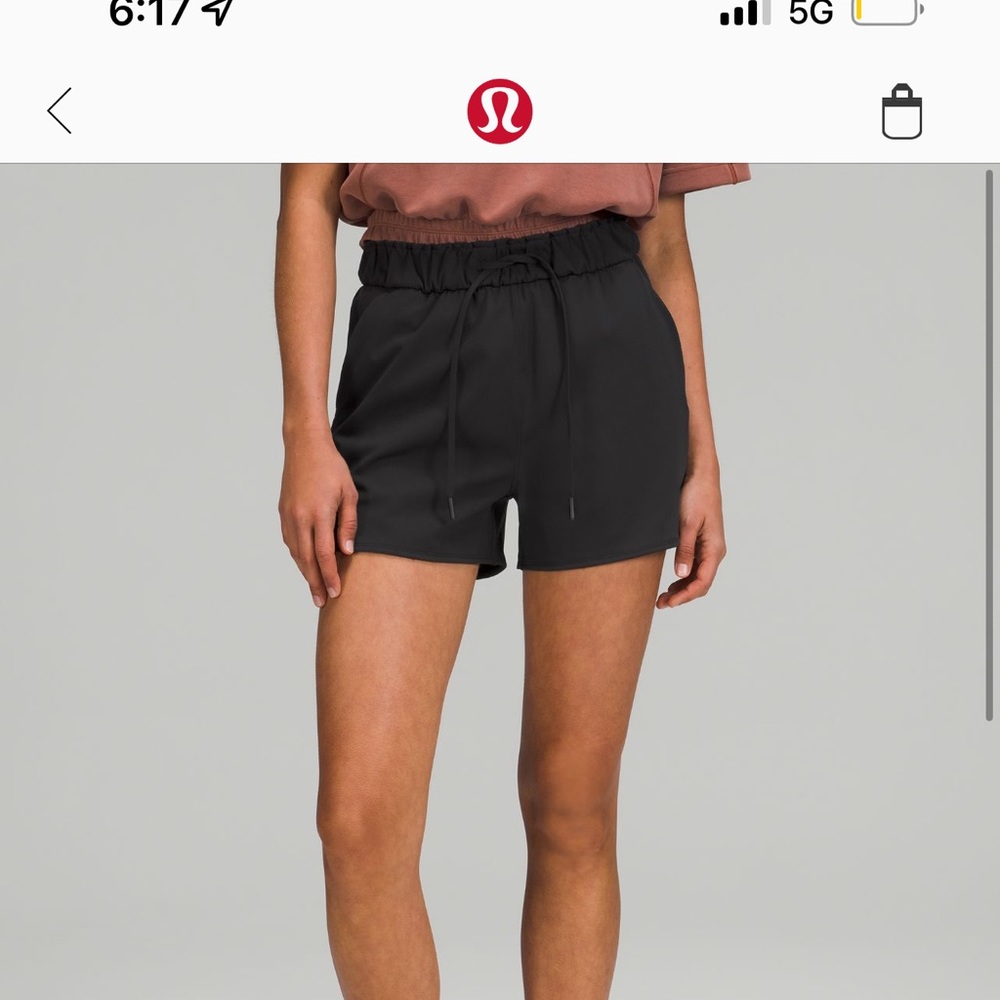 Lululemon stretch luxetreme high rise short 3.5”. Size 6